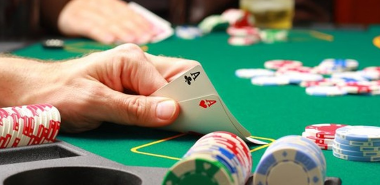 Những điều nên tránh khi chơi Poker tại nhà cái V9bet